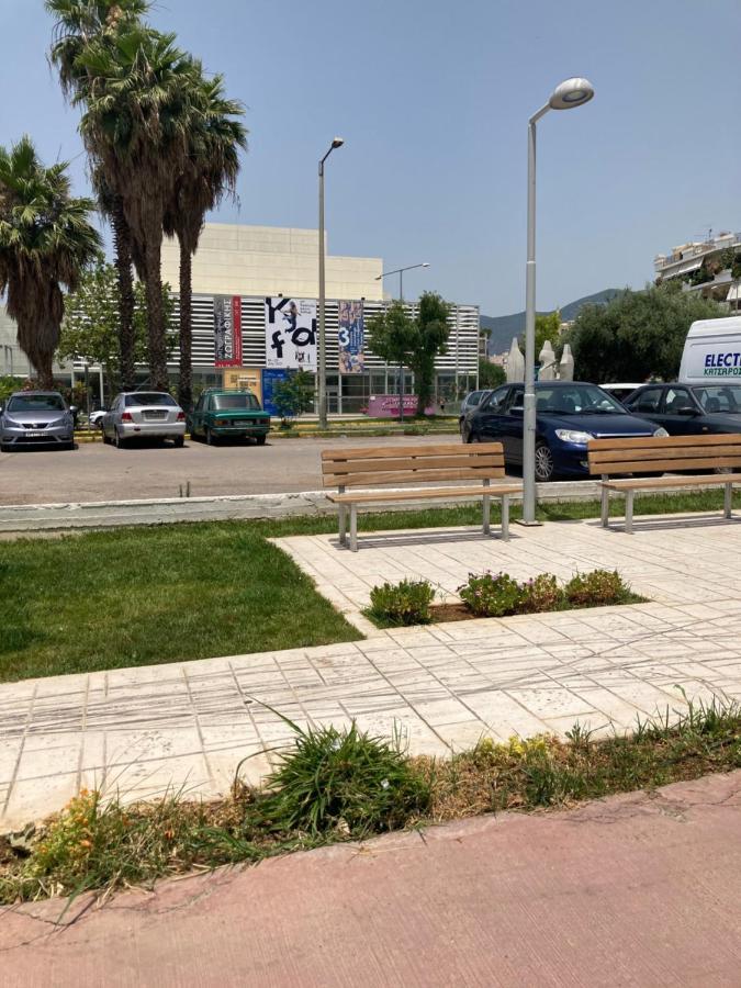 Central Kalamata Cozy Apartment エクステリア 写真