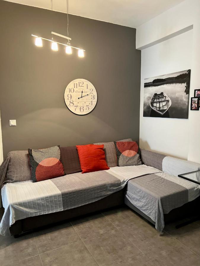 Central Kalamata Cozy Apartment エクステリア 写真