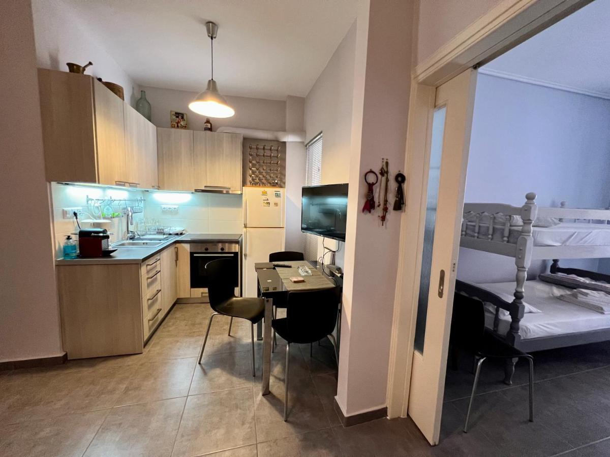 Central Kalamata Cozy Apartment エクステリア 写真